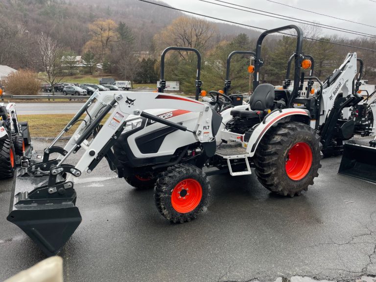 2026 Bobcat CT2025 HST with Loader & Backhoe