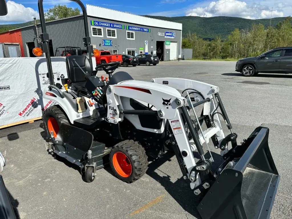 2026 Bobcat CT1021 HST with Loader & 60" Mid Mower
