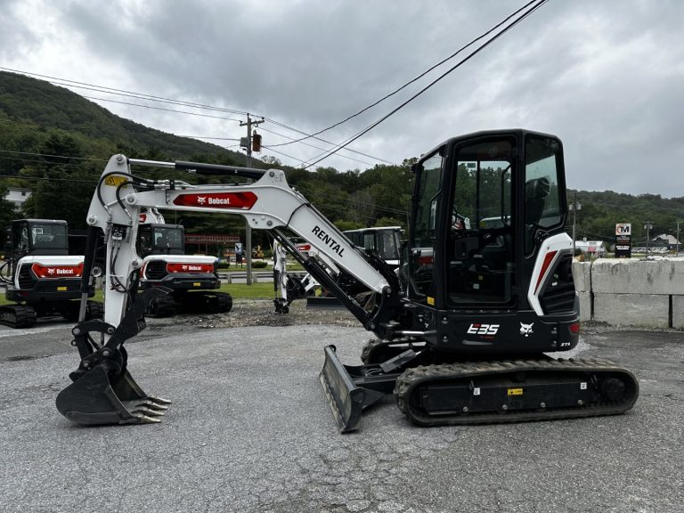 2025 Bobcat E35 Standard Arm Excavator (RENTAL)