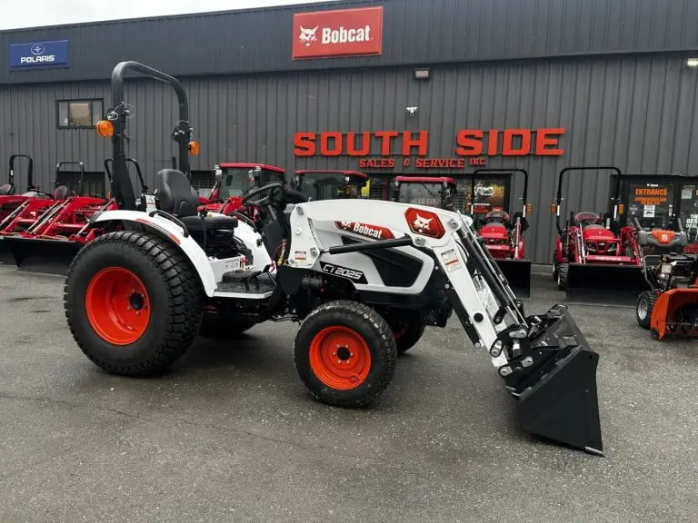 2026 Bobcat CT2025 HST with Loader