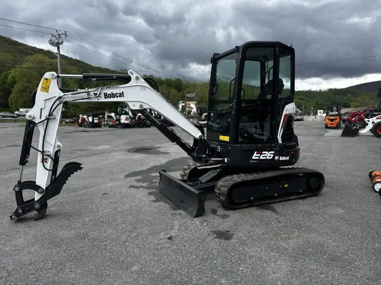 2026 Bobcat E26 Cab Plus Package #9316