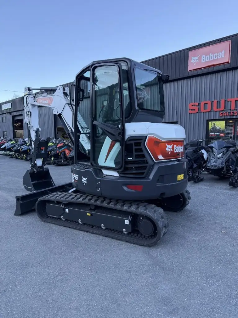 2026 Bobcat E48 R2 Cab Deluxe Package # 5721