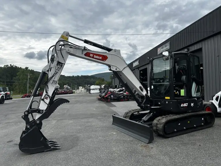 2026 Bobcat E60 Cab Deluxe Package / DEPTH CHECK # 9875