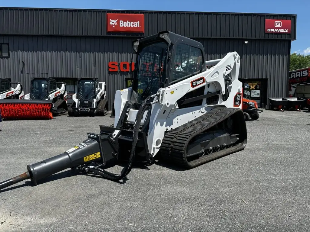 2026 Bobcat T770 Closed Cab Comfort Package # 3412