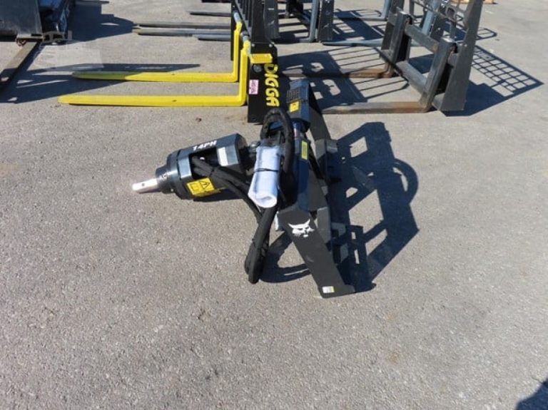 Bobcat 14PH Auger Attachment for MT100 MT120 L23 L28
