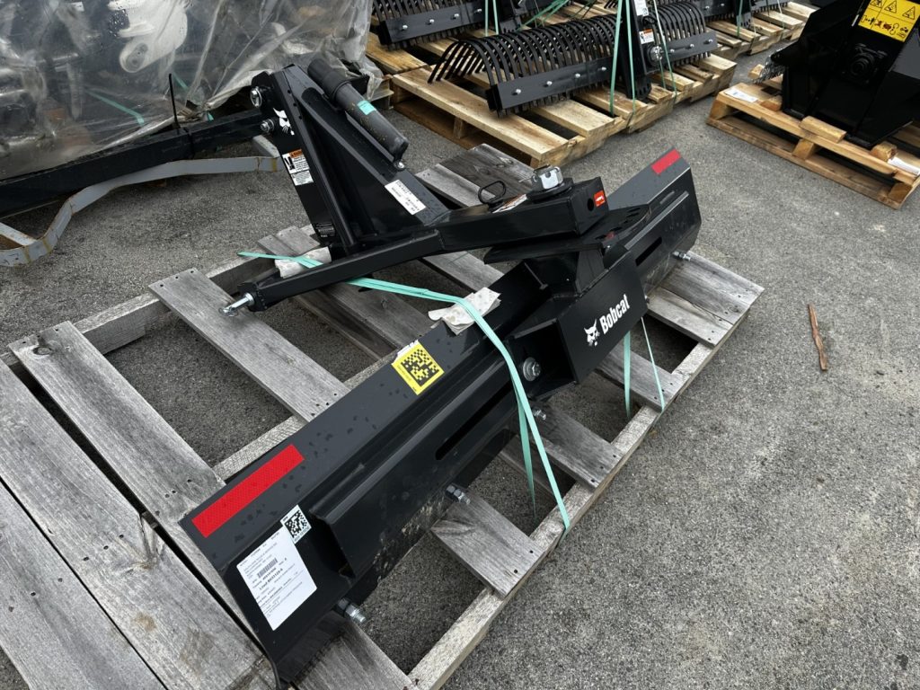 Bobcat 72" 3 Point Hitch Angle Blade