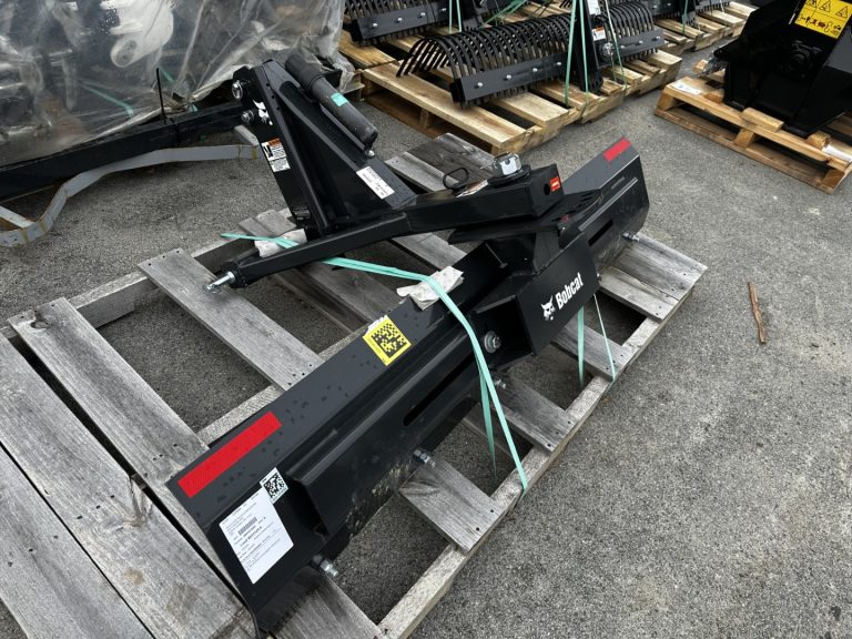Bobcat 72" 3 Point Hitch Angle Blade