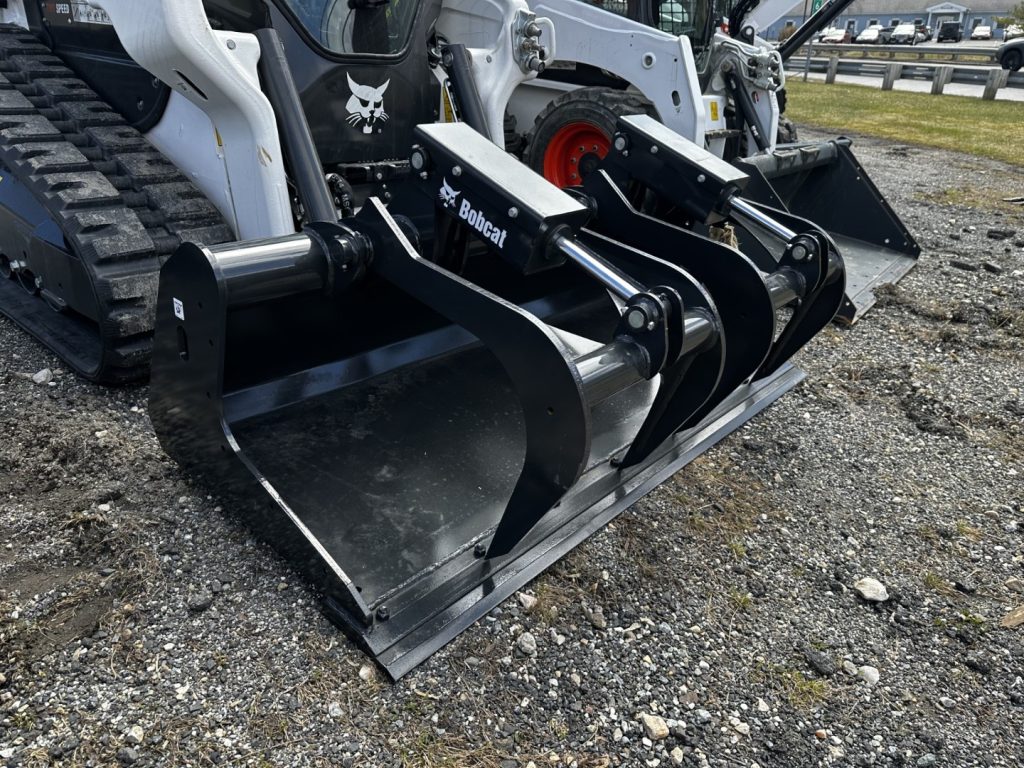 Bobcat 74 Inch Industrial Grapple Bucket 7488345