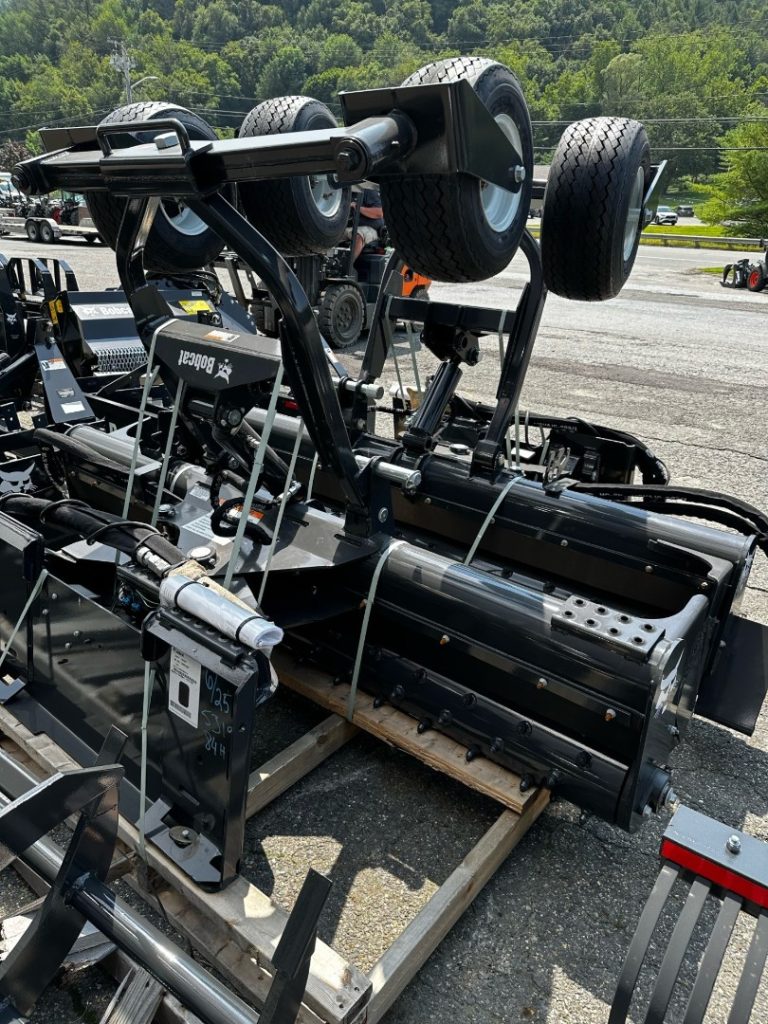 Bobcat 84" Soil Conditioner Hydraulic Angle & Depth for Standard Flow Machines