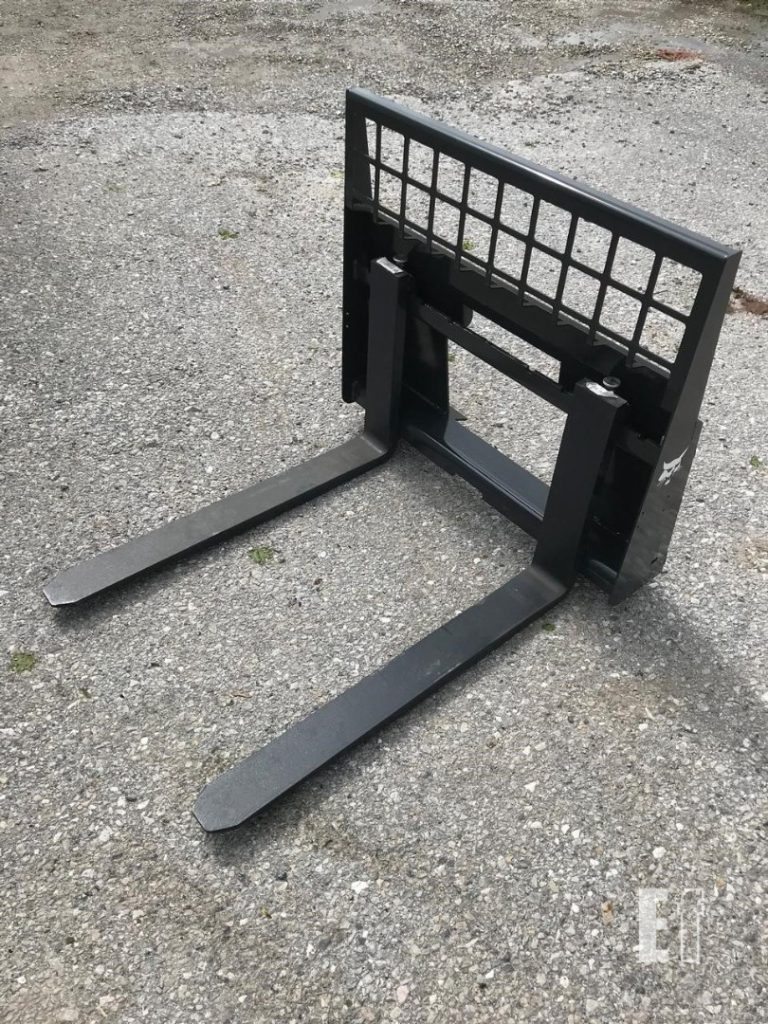Bobcat MT SAL Pallet Fork Frame with Teeth