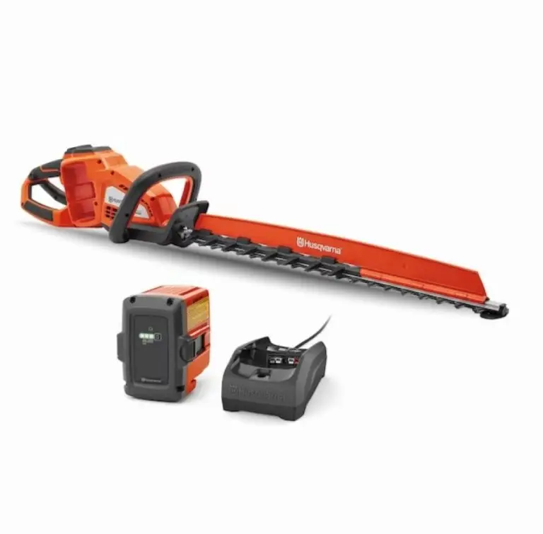 Husqvarna Hedge Master 320iHD60 40-volt 24-in Battery Hedge Trimmer 4 Ah (Battery and Charger Included)