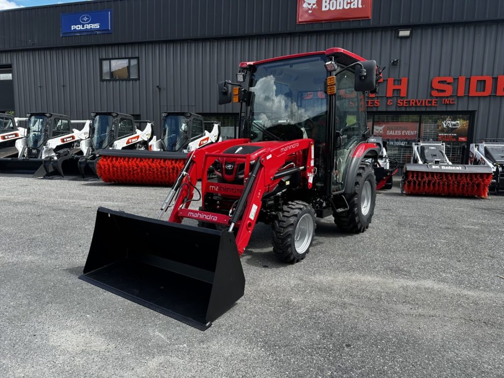 2026 Mahindra 2126 HST CAB with Loader # 0730