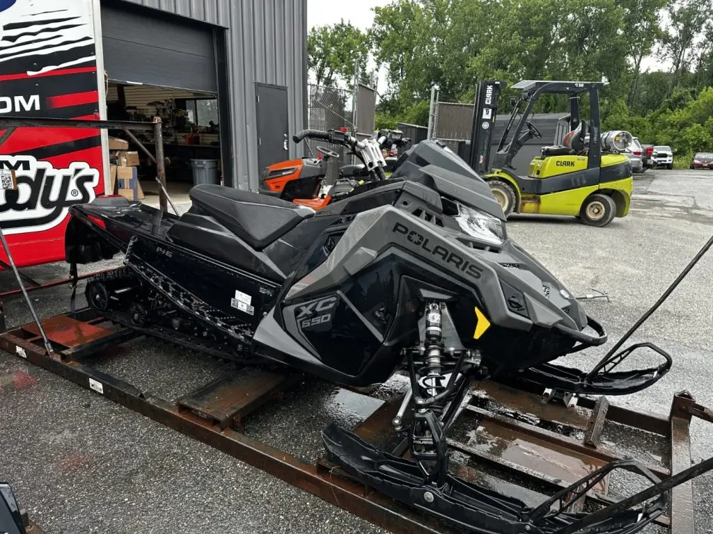 2025 Polaris 650 Switchback XC 146 SC ES DEMO # 3921