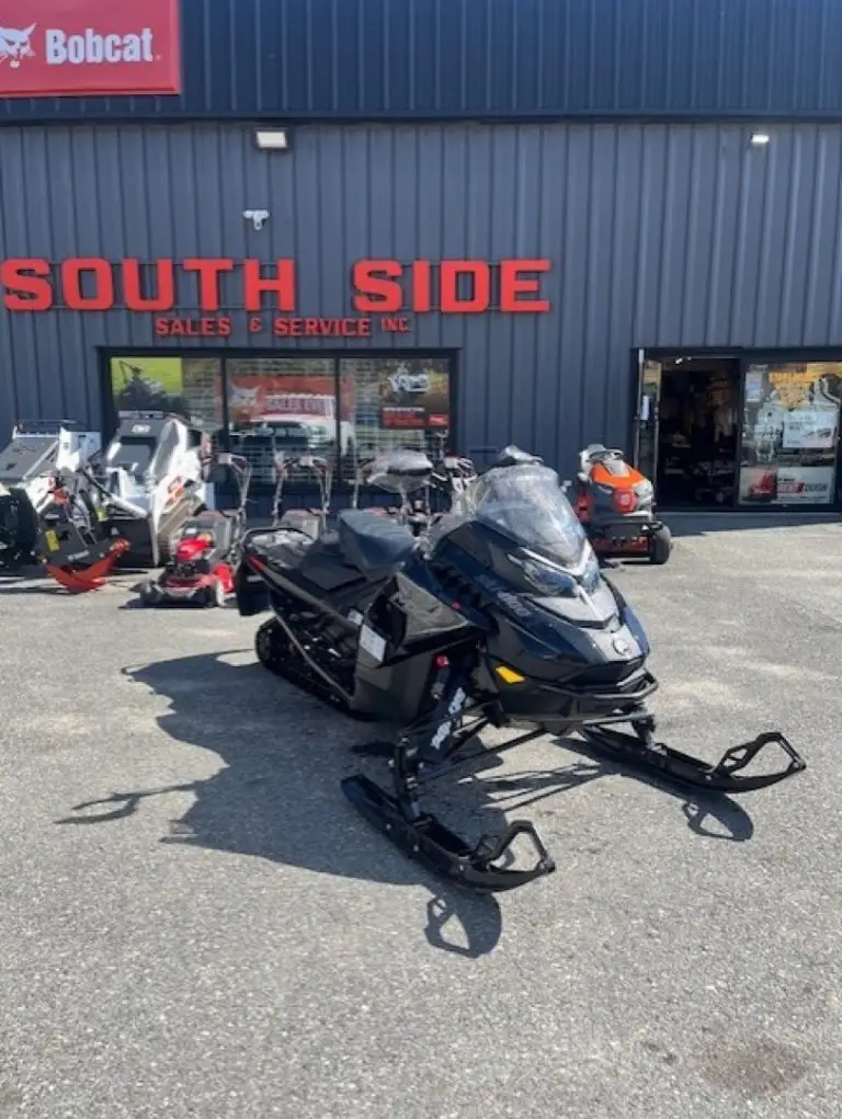 2024 SKI DOO MXZ ADRENALINE BLIZZARD 137 600R STOCK# 0133